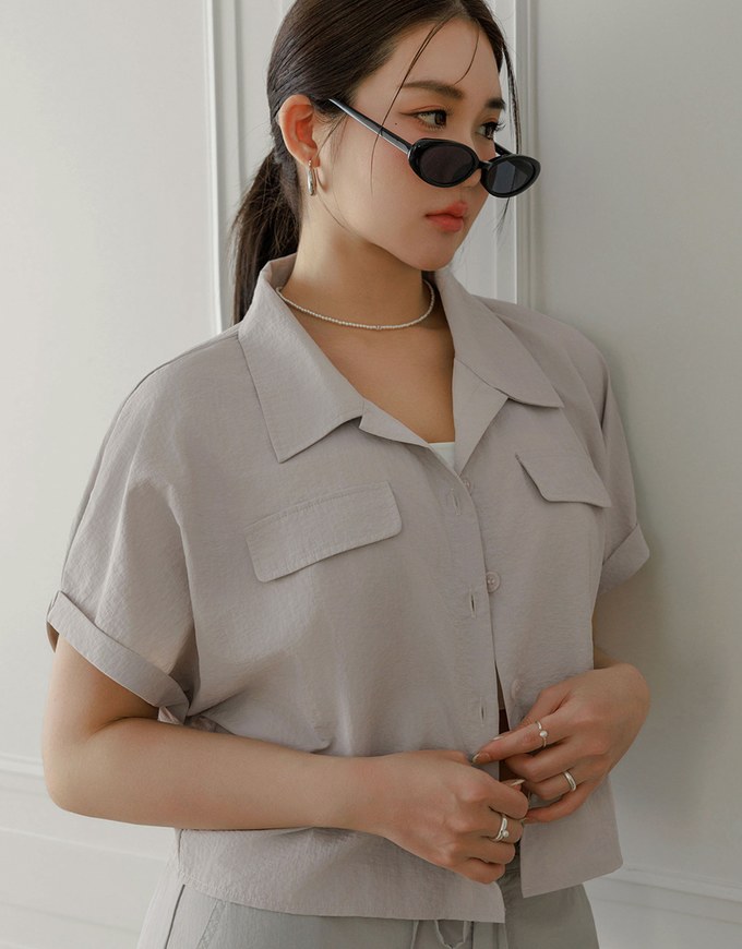 Soft Crinkle Fabric Cropped Shirt with Front Flap Pockets