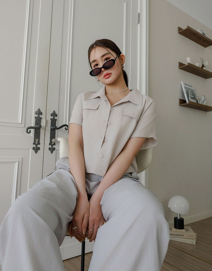 Soft Crinkle Fabric Cropped Shirt with Front Flap Pockets