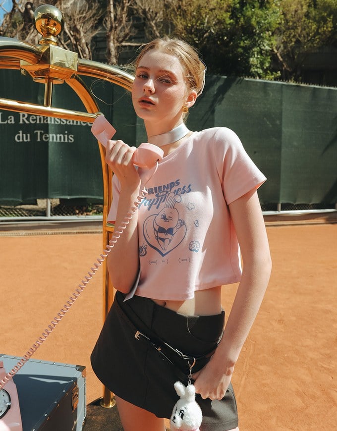 【Lyra & Toby】Printed Lyra Short Sleeve Graphic Cropped Tee