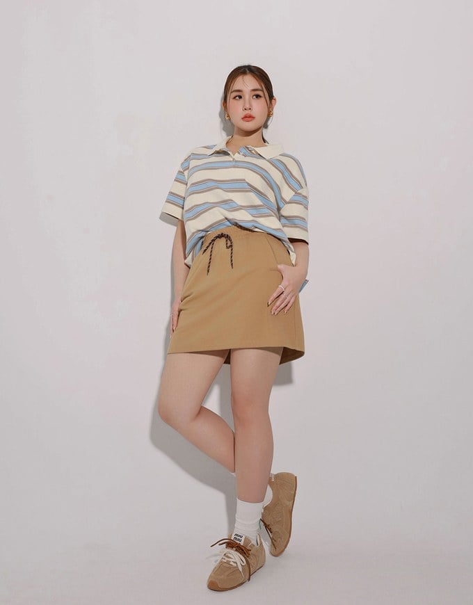 Oversized Polo Knit Top with Retro Stripes– Cream