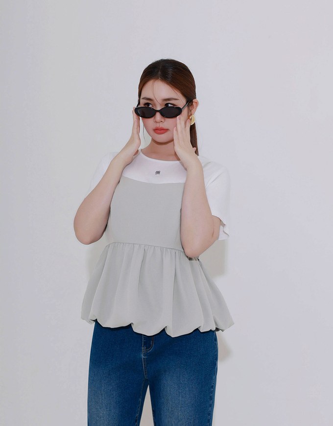 Adjustable Strap Gathered Bubble Peplum Cami Top