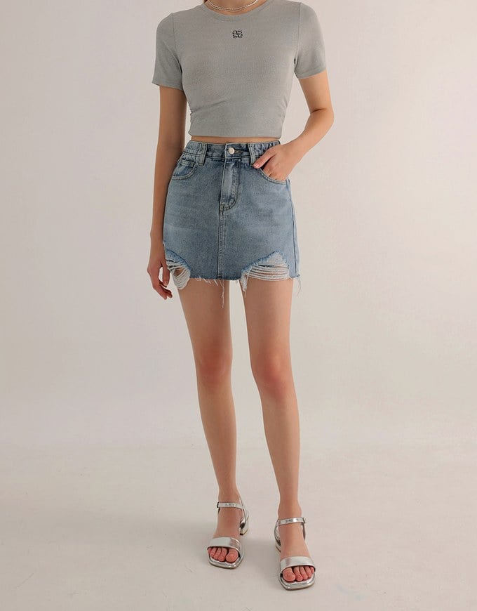 High Waist Distressed Jeans Denim Mini Skirt with Raw Hem