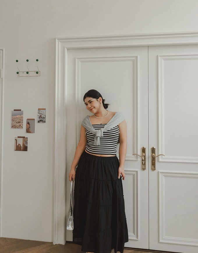 Flowy Polka Dot Tiered Maxi Skirt