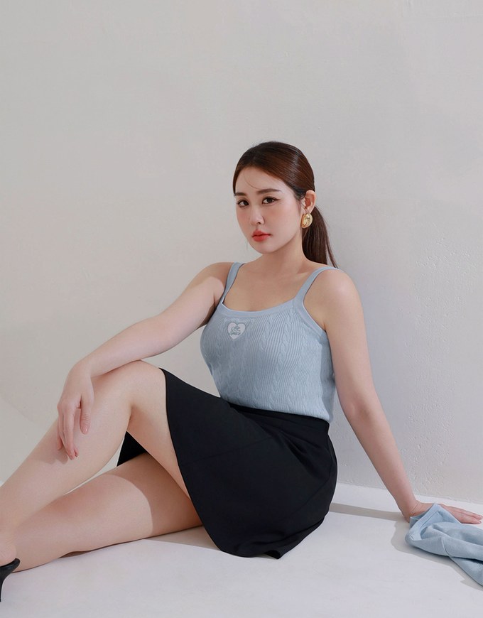 涼感CEO 抓褶傘襬短裙