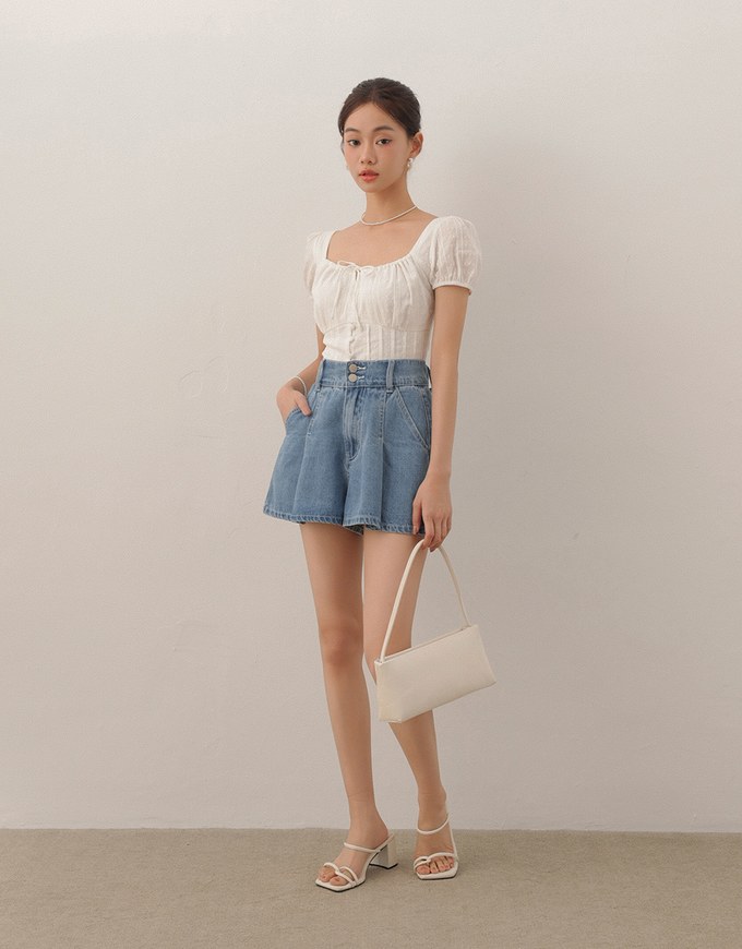 Double Button Pleated High Waist Wide Leg Jeans Denim Shorts with Back Elastic Detail