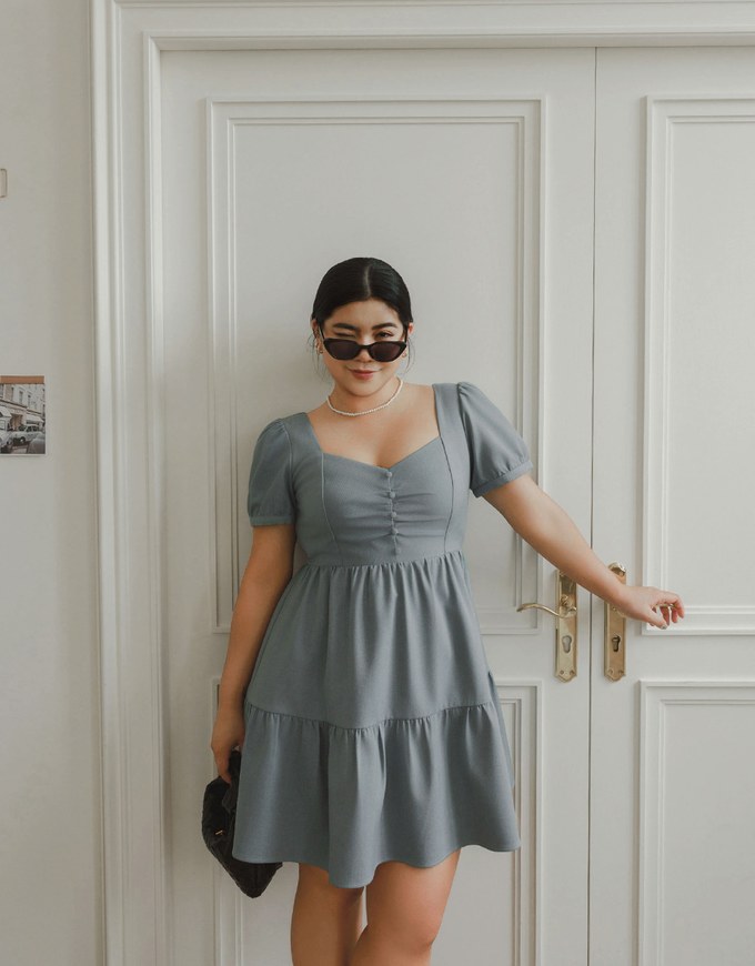 Sweetheart Neckline Puff Sleeve Tiered Mini Dress with Button Detail