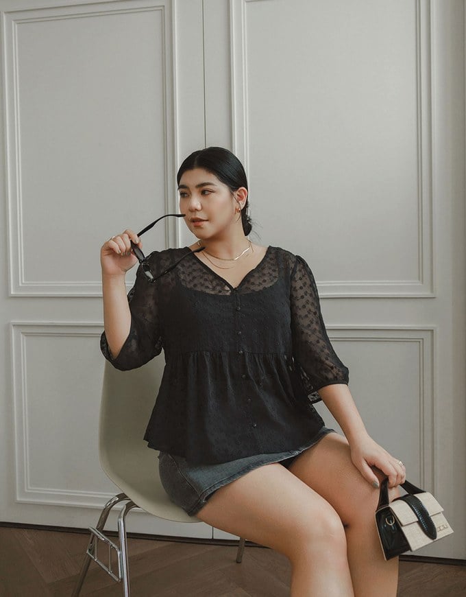 V Neck Sheer Embroidered Peplum Blouse and Basic Camisole Top Set Wear