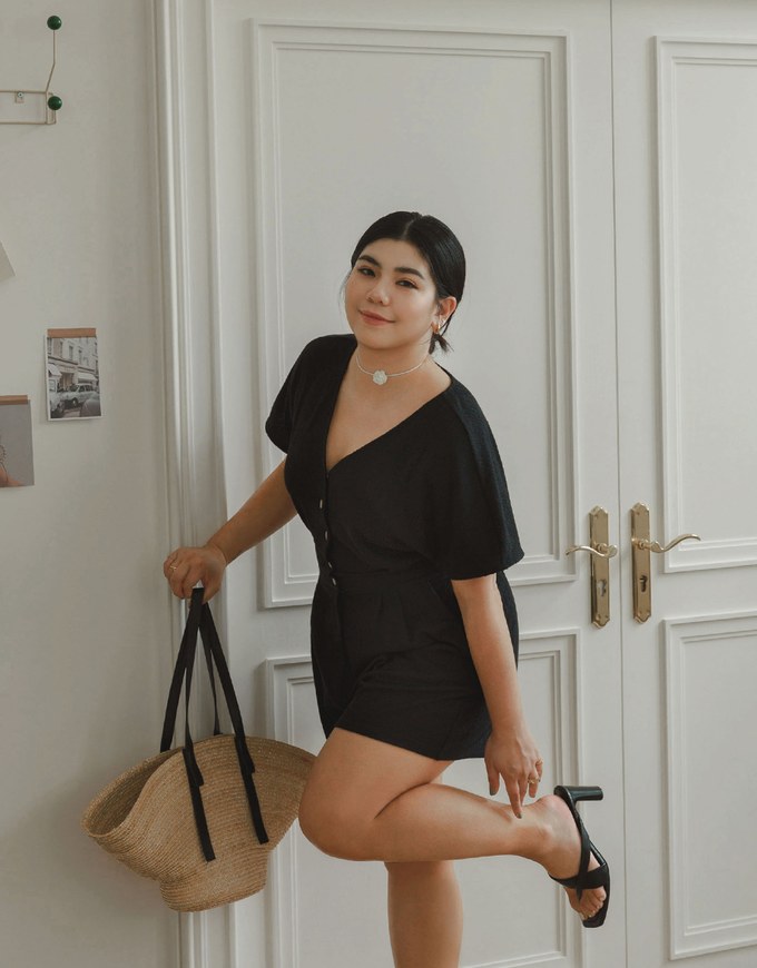 Soft Crinkle Textured V Neck Buttoned Front Jumpsuit