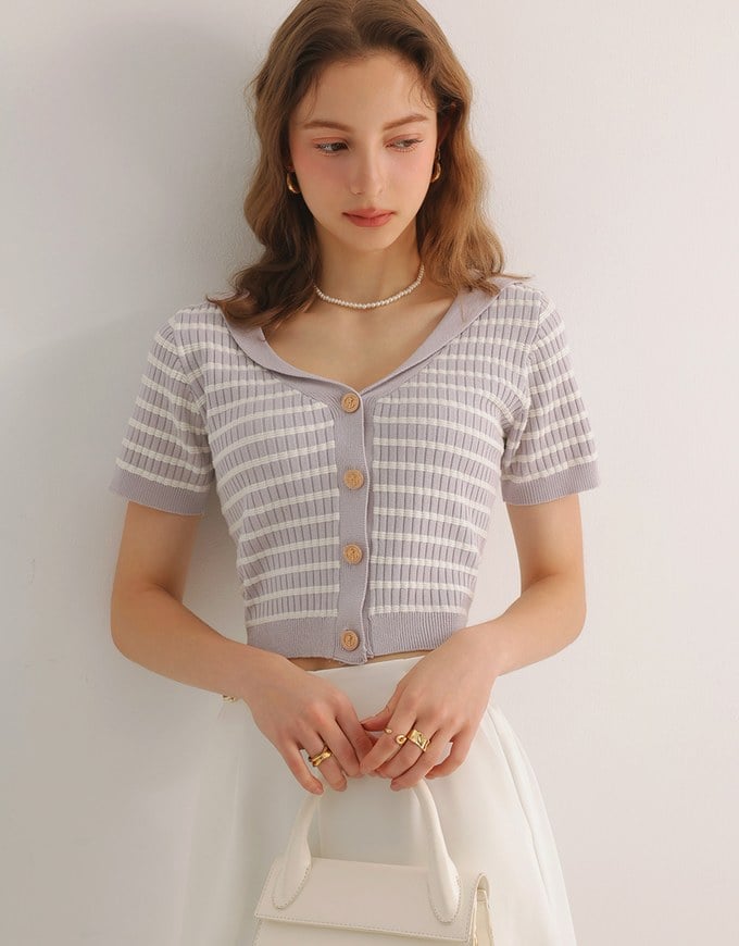 Cropped Knit Top with Striped Pattern and Sailor Collar