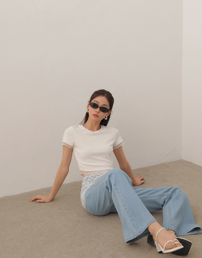 Layered Sheer Lettuce Edge Crew Neck Fitted Tee