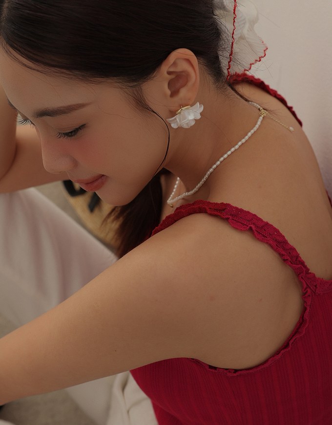 Lace Trimmed Ribbed Spaghetti Strap Padded Tank Top