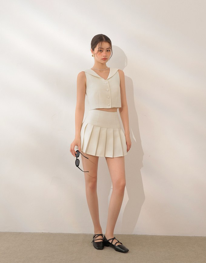 Textured Sailor Collar Sleeveless Button Up Cropped Top