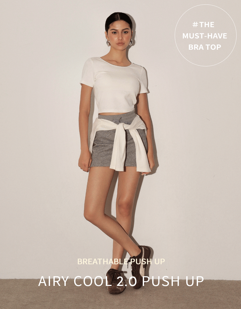 Deep V Back Solid Slim Fit Padded Cropped Tee