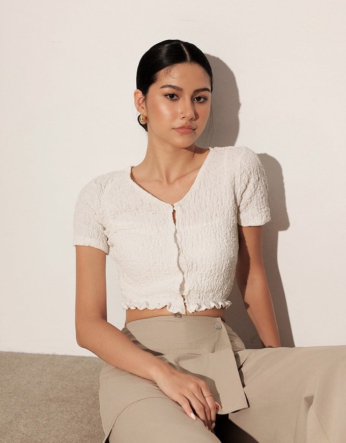 Crinkle Texture Cropped Top with Ruffle Hem