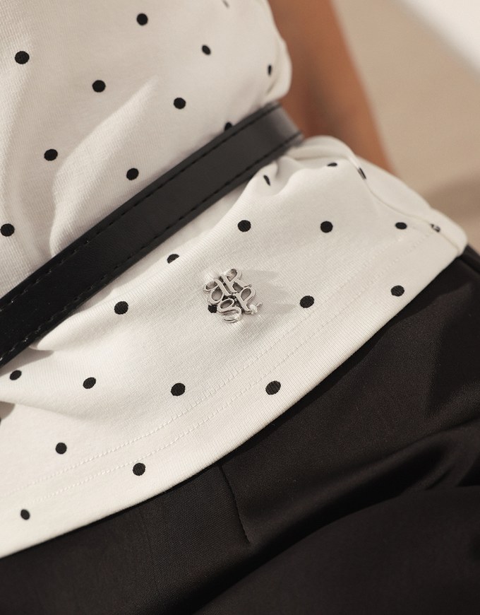 Classic Polka Dot Round Neck Fitted Knit Tee