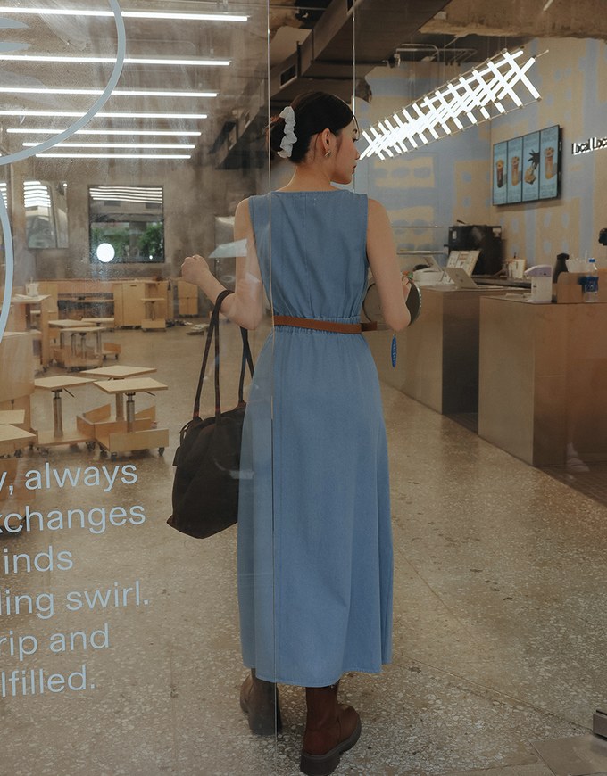 Sleeveless Button Front Maxi Dress with Pockets