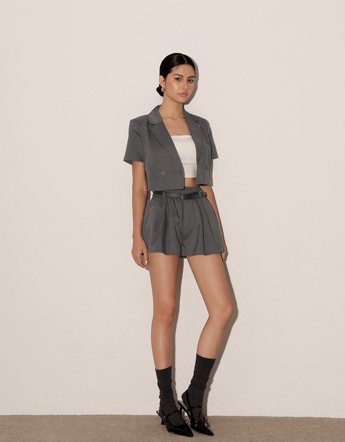 Tailored Short Sleeve Cropped Suit Jacket (with Shoulder Pads)