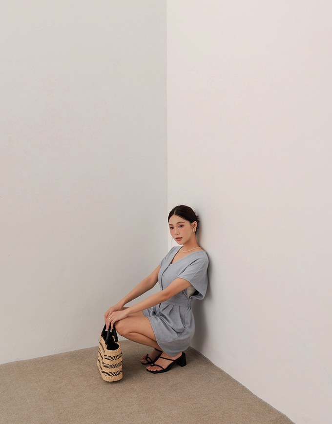 Soft Crinkle Textured V Neck Cinched Waist Jumpsuit
