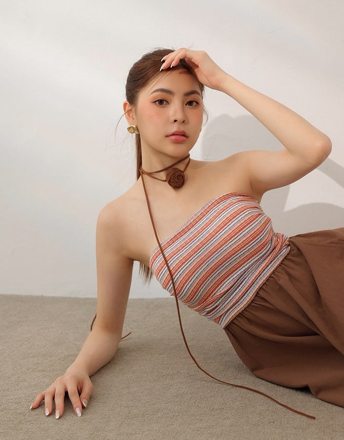 Colorful Knit Striped Texture Bandeau Padded Jumpsuit with Flowy Flared Shorts