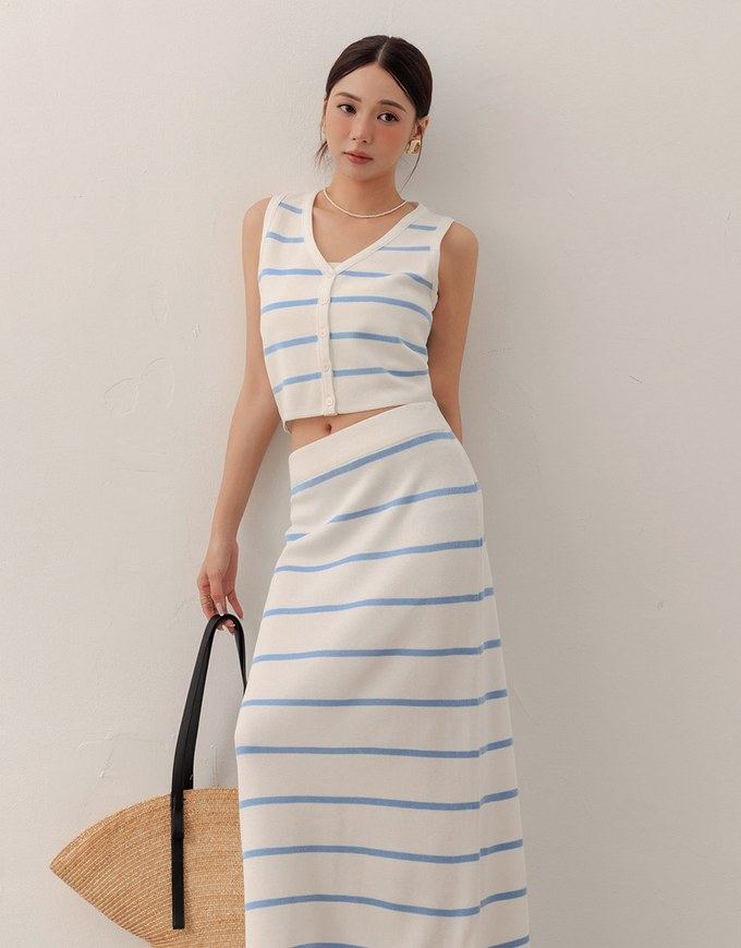 V Neck Striped Knit Button Down Sleeveless Vest Top