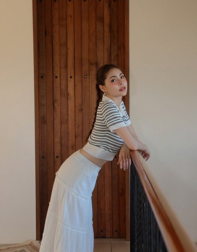 Classic Polo Inspired Stripe Knit Top with Stretch Hem