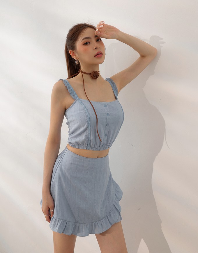 Ruffled Hem Wrap Look Skorts with Pinstripe Texture
