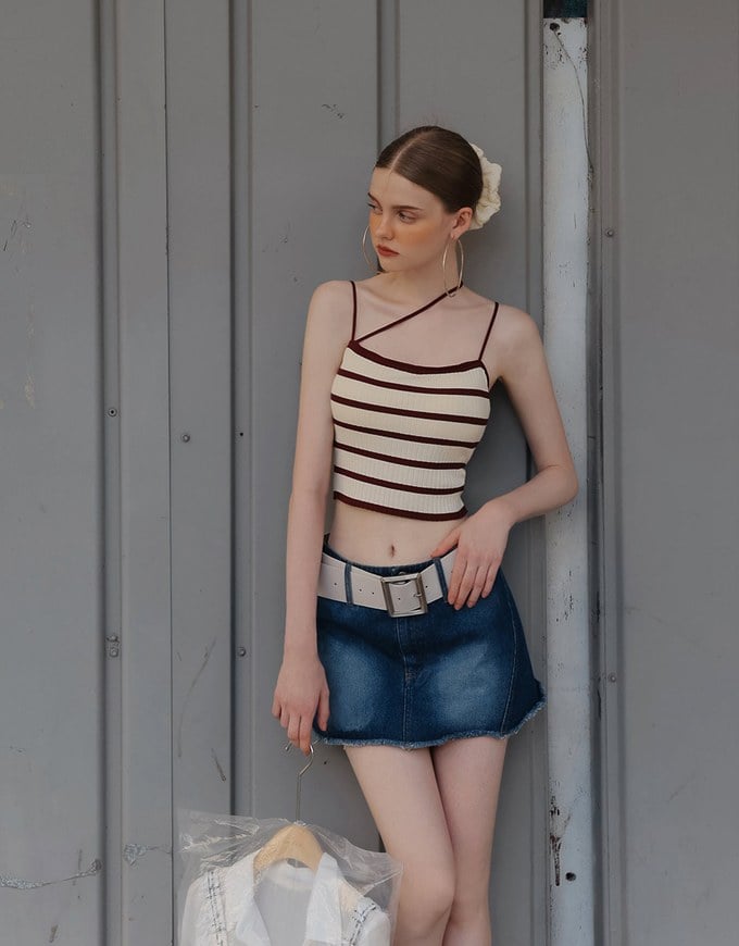 Striped Ribbed Knit Spaghetti Strap Halter Padded Crop Top