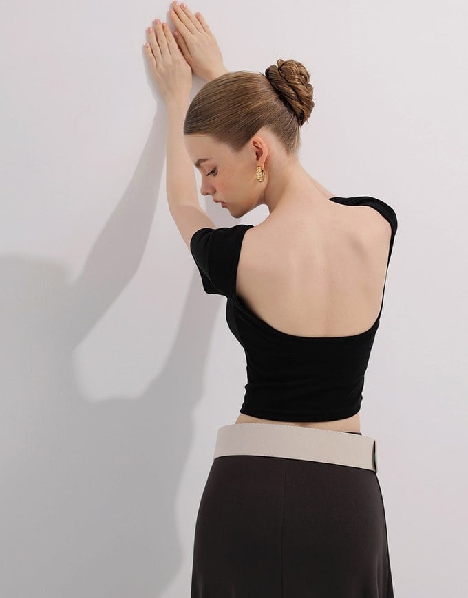 Basic Low Back Padded Crop Short Sleeve Top