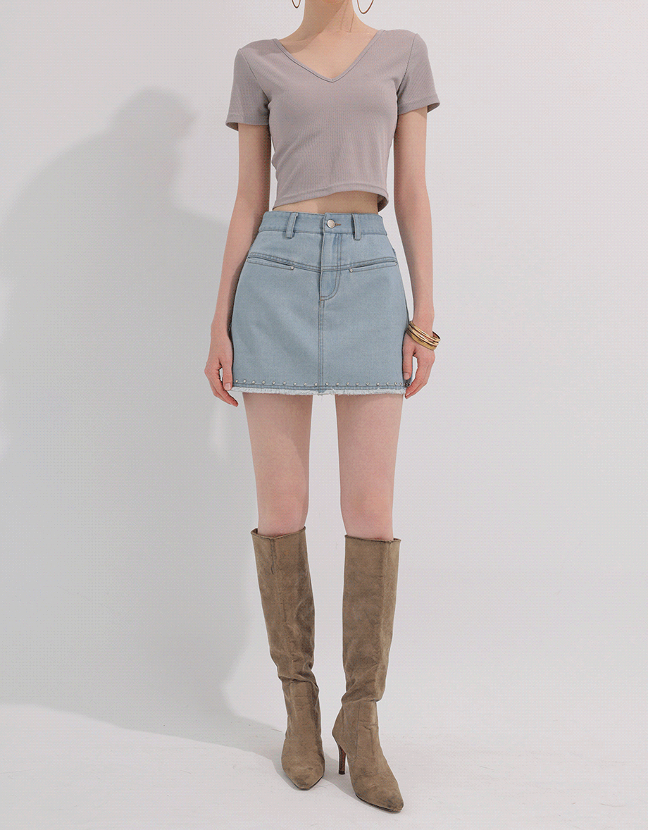 Metal Studded Distressed Hem Jeans Denim Mini Skirt