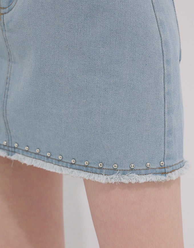Metal Studded Distressed Hem Jeans Denim Mini Skirt