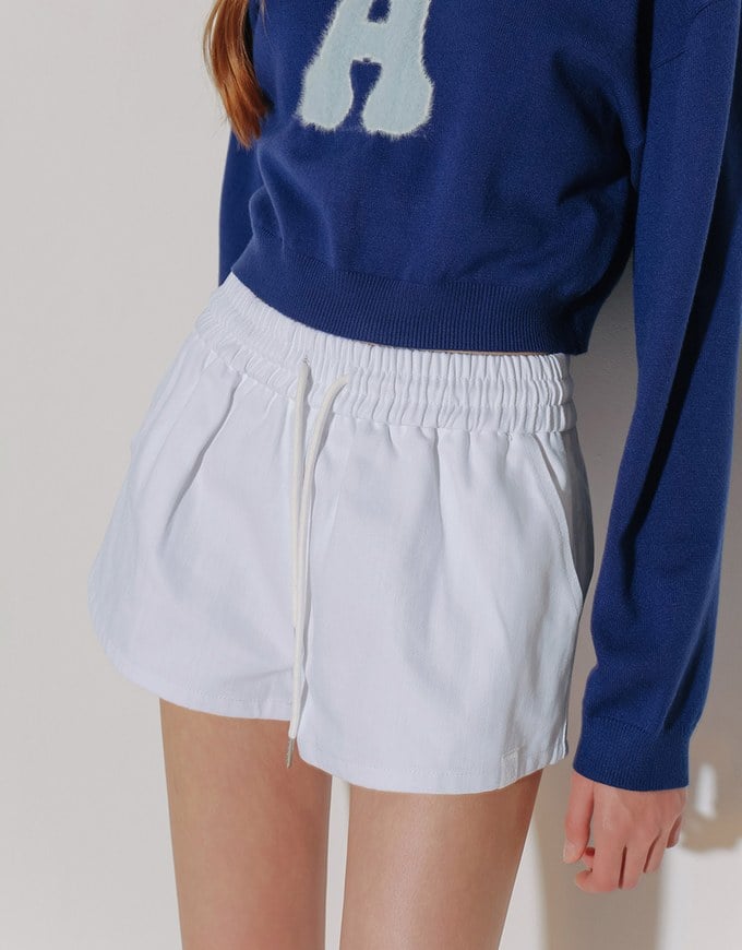 Adjustable Drawstring Waist Relaxed Fit Casual Shorts with Pockets