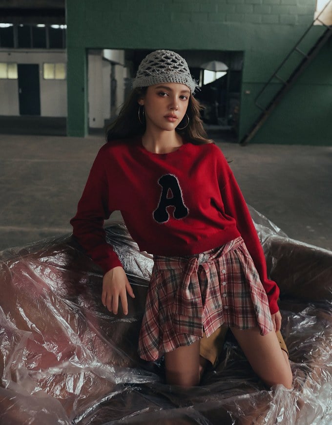 Fuzzy Letter Embroidered Cropped Knit Sweater