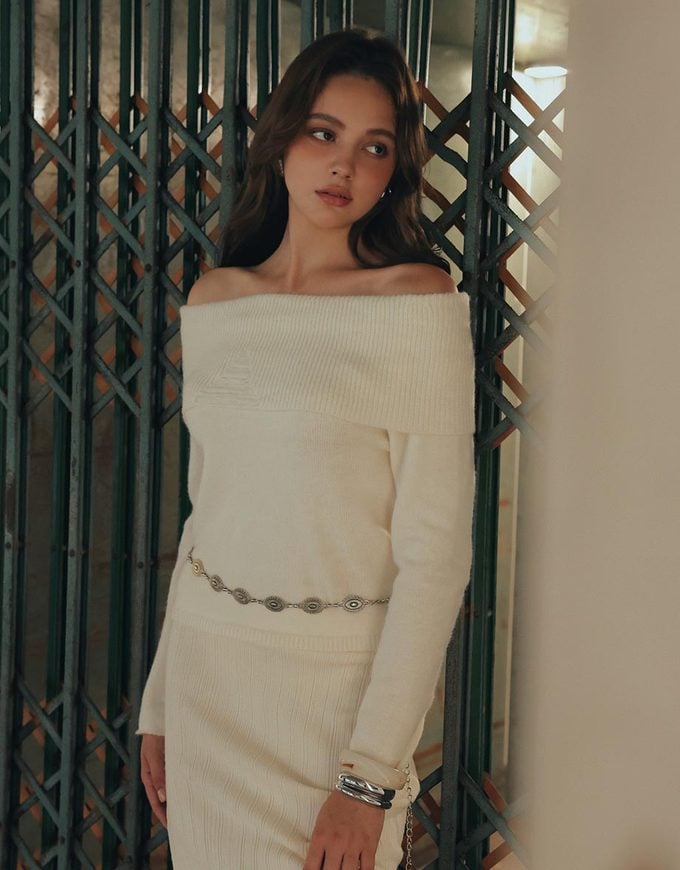 Off Shoulder Folded Collar Long Sleeve Knit Top