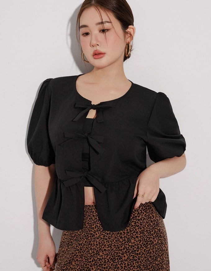Puff Sleeve Bow Tie Peplum Hem Crop Top