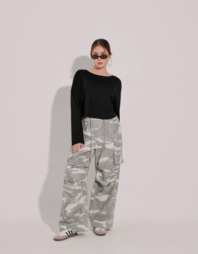 Basic Crew Neck Knit Fitted Long Sleeve Crop Top