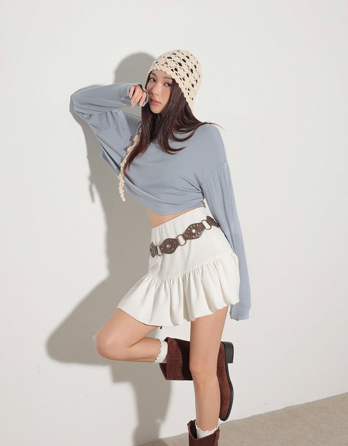 Basic Crew Neck Knit Fitted Long Sleeve Crop Top