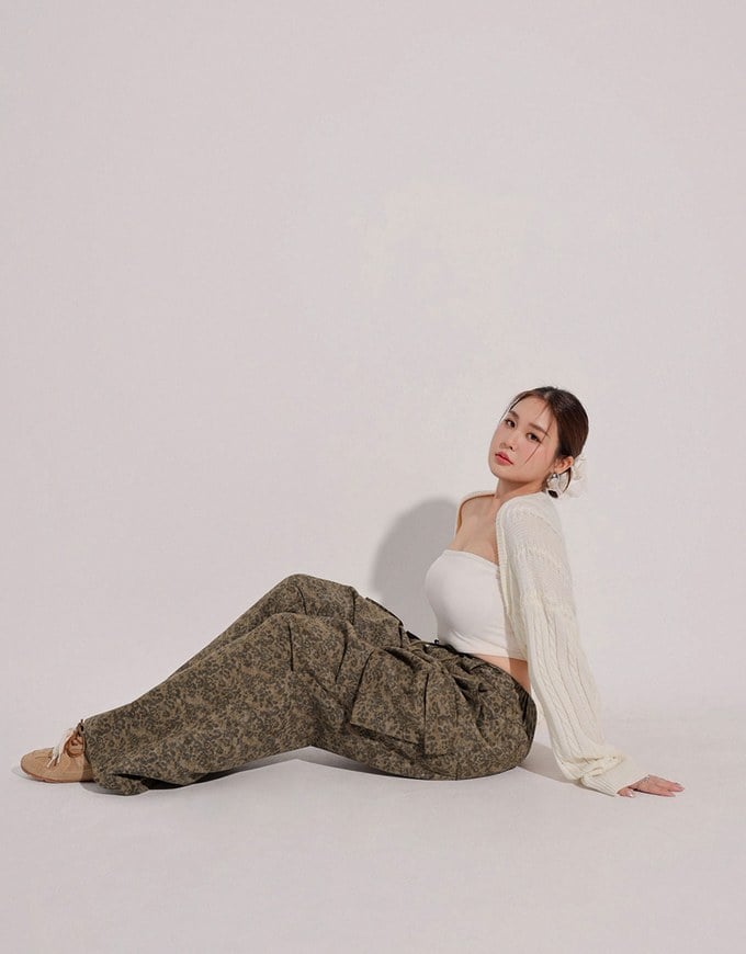 Drawstring Waist Wide Leg Cargo Pants (Camo Print/Leopard Print)