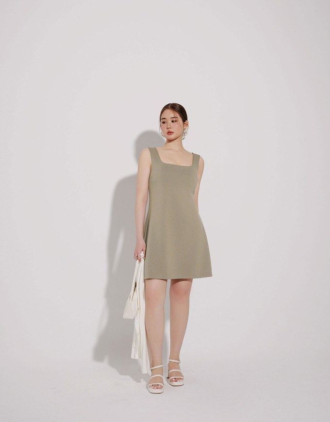 Classic Square Neck Wide Strap Fitted Padded Mini Dress