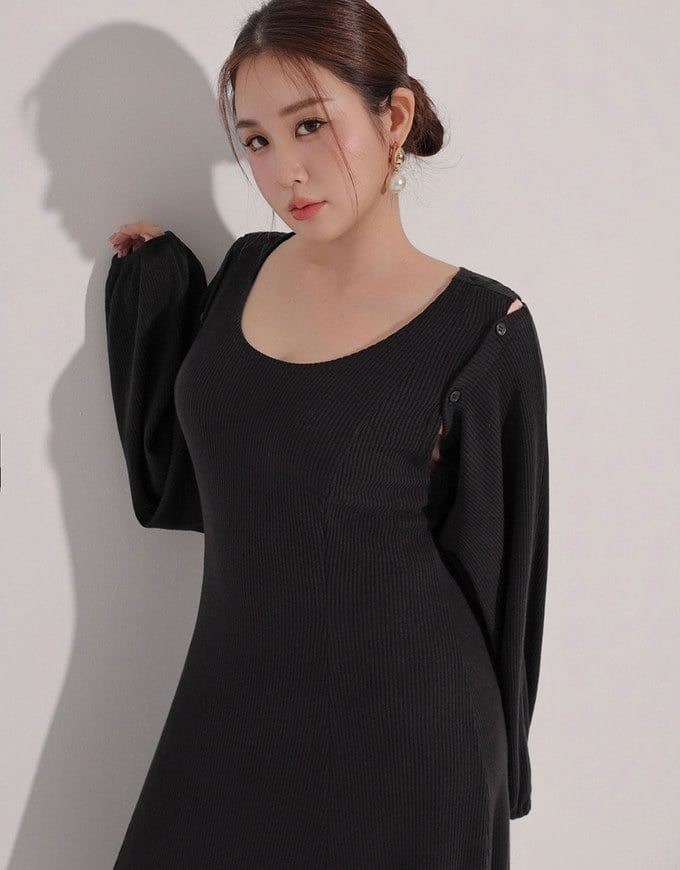 Sleeveless Knit Maxi Dress and Detachable Sleeve Cardigan Set Wear
