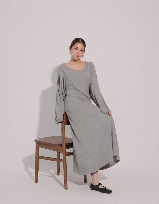 Sleeveless Knit Maxi Dress and Detachable Sleeve Cardigan Set Wear