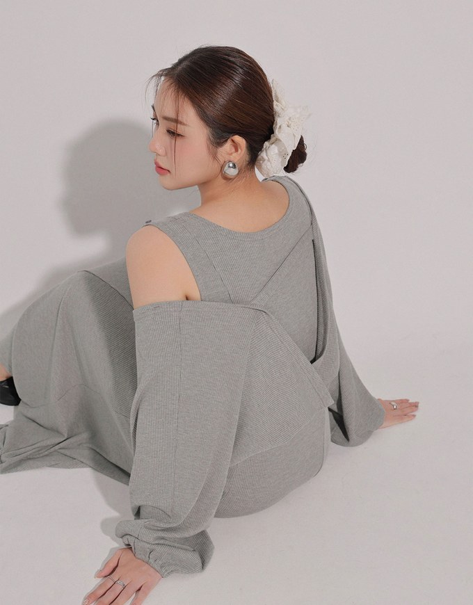 Sleeveless Knit Maxi Dress and Detachable Sleeve Cardigan Set Wear