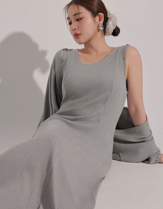 Sleeveless Knit Maxi Dress and Detachable Sleeve Cardigan Set Wear