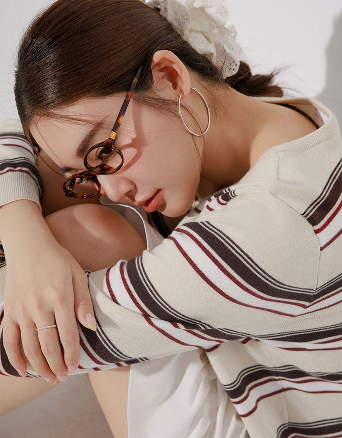 Contrast Striped Knit Button Up Cropped Cardigan