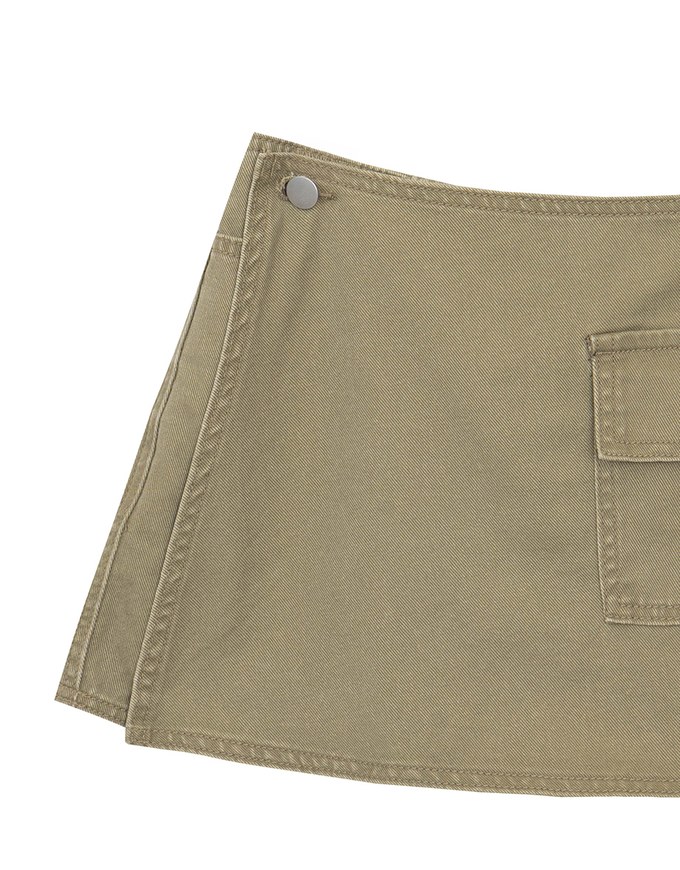 2 Way Convertible Cargo Style Skort with Button Closure