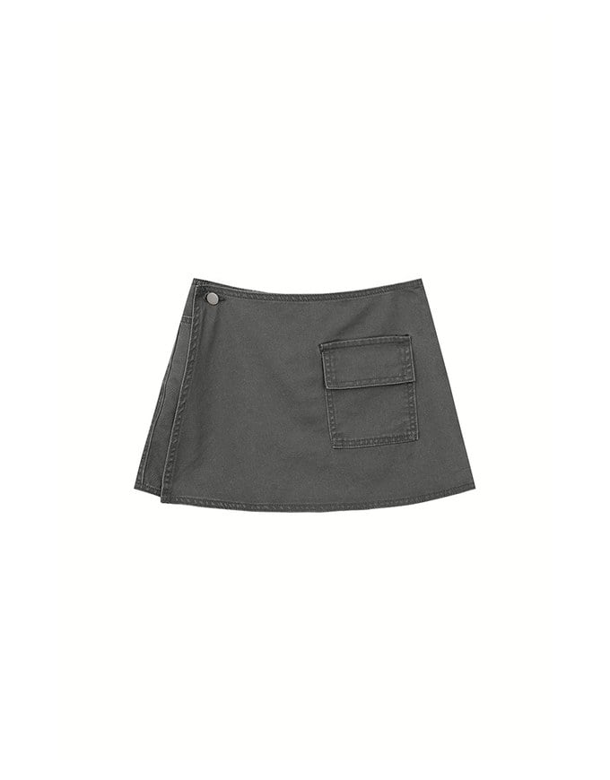 2 Way Convertible Cargo Style Skort with Button Closure