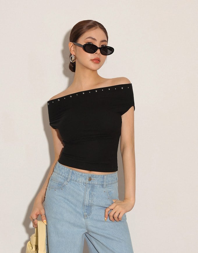 Off Shoulder Studded Detail Crop Fitted Top