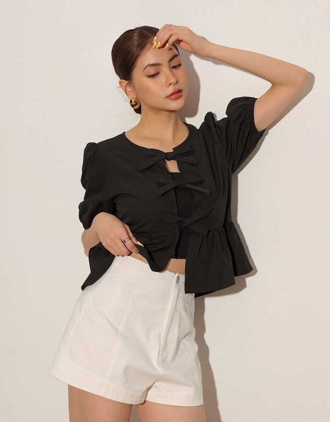 Puff Sleeve Bow Tie Peplum Hem Crop Top