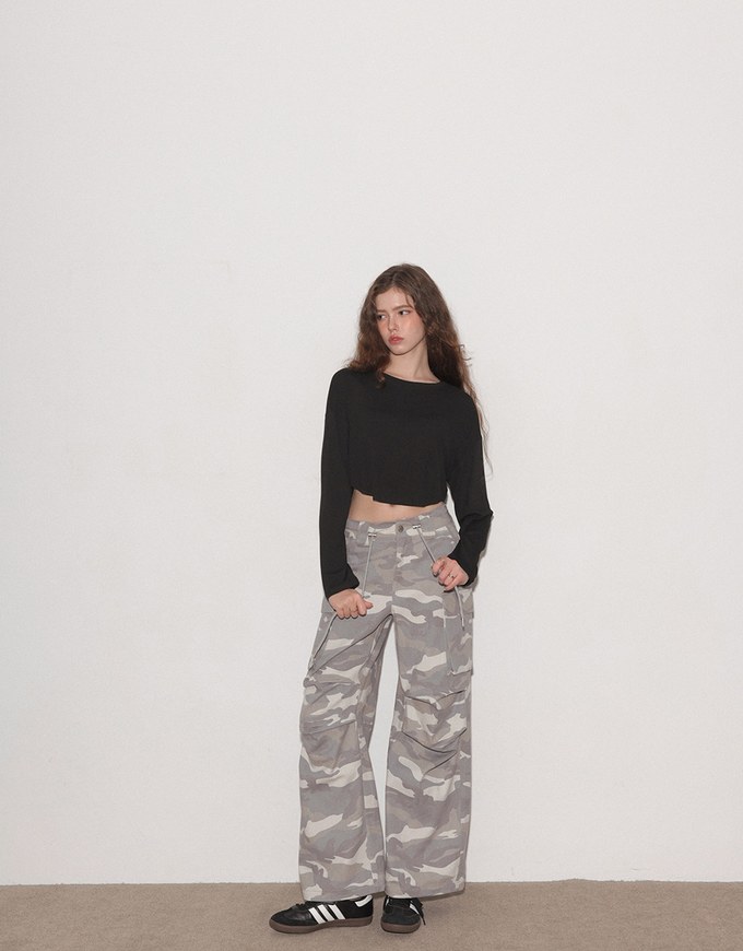 Basic Crew Neck Knit Fitted Long Sleeve Crop Top
