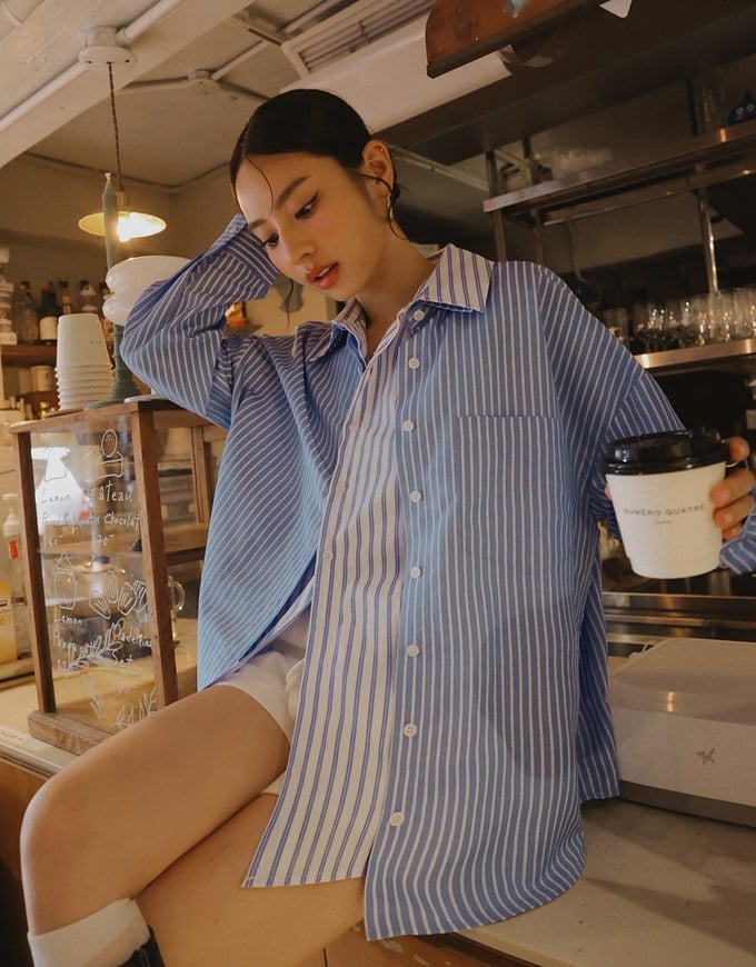 【Ling Cheng Design】Button Down Collared Shirt Blouse with Sleeveless Inner Shirt Set Wear  (Striped / Solid)