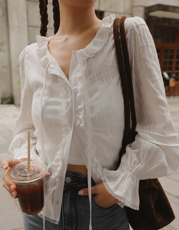【Ling Cheng Design】Lace Trim Puff Sleeve Button Front Shirt Blouse